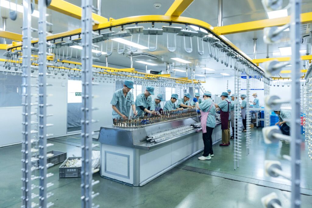 scalable cosmetic packaging manufacturing