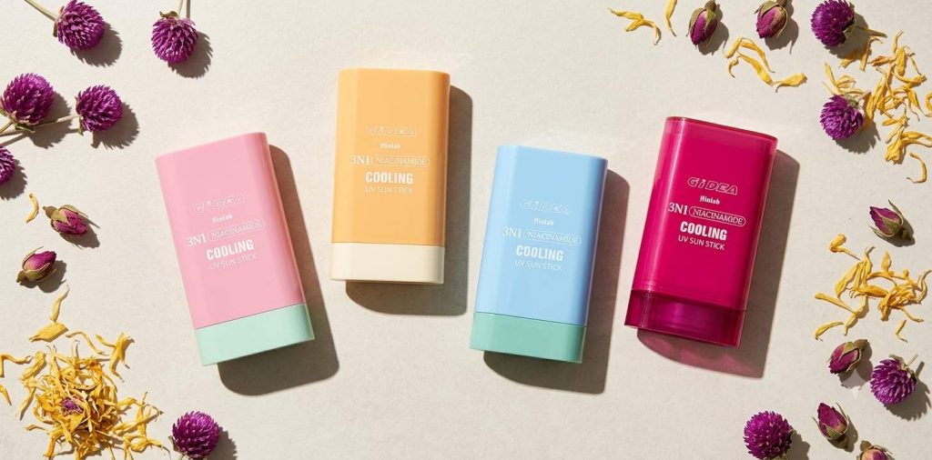 flat oval sun stick container with smooth bottom rotation(7)