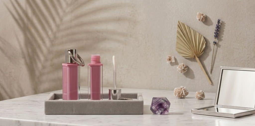 customizable PETG square lip gloss container with zinc alloy hook5
